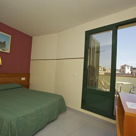 El Jardi Otel Barselona Oda fotoğraf